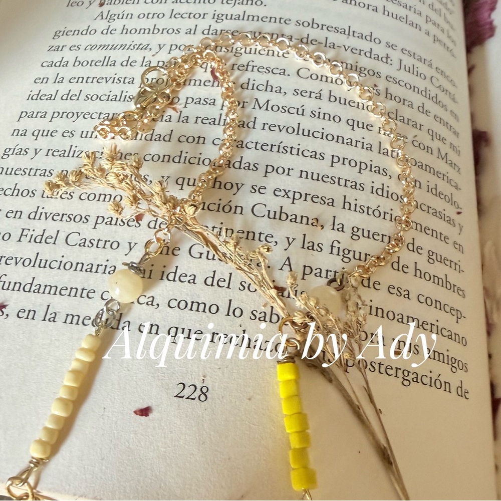 Beaded chain citrine choker minimalist necklace - Picture 5 of 6